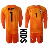 Frankrike Hugo Lloris #1 Keeper Fotballklær Hjemmedraktsett Barn VM 2022 Langermet (+ korte bukser)